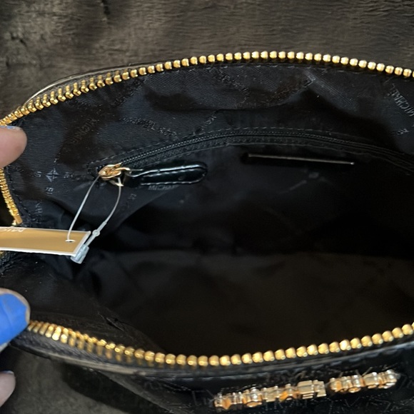 Authentic MK crossbody w/tag - Picture 2 of 5